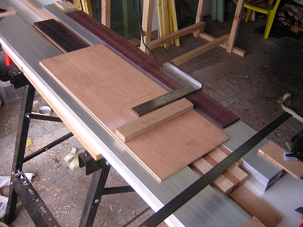 un montage pour faire les rainure de frettes.JPG